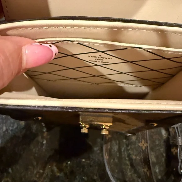 Louis Vuitton Trunks Revese Monogram Bag - Picture 8 of 9